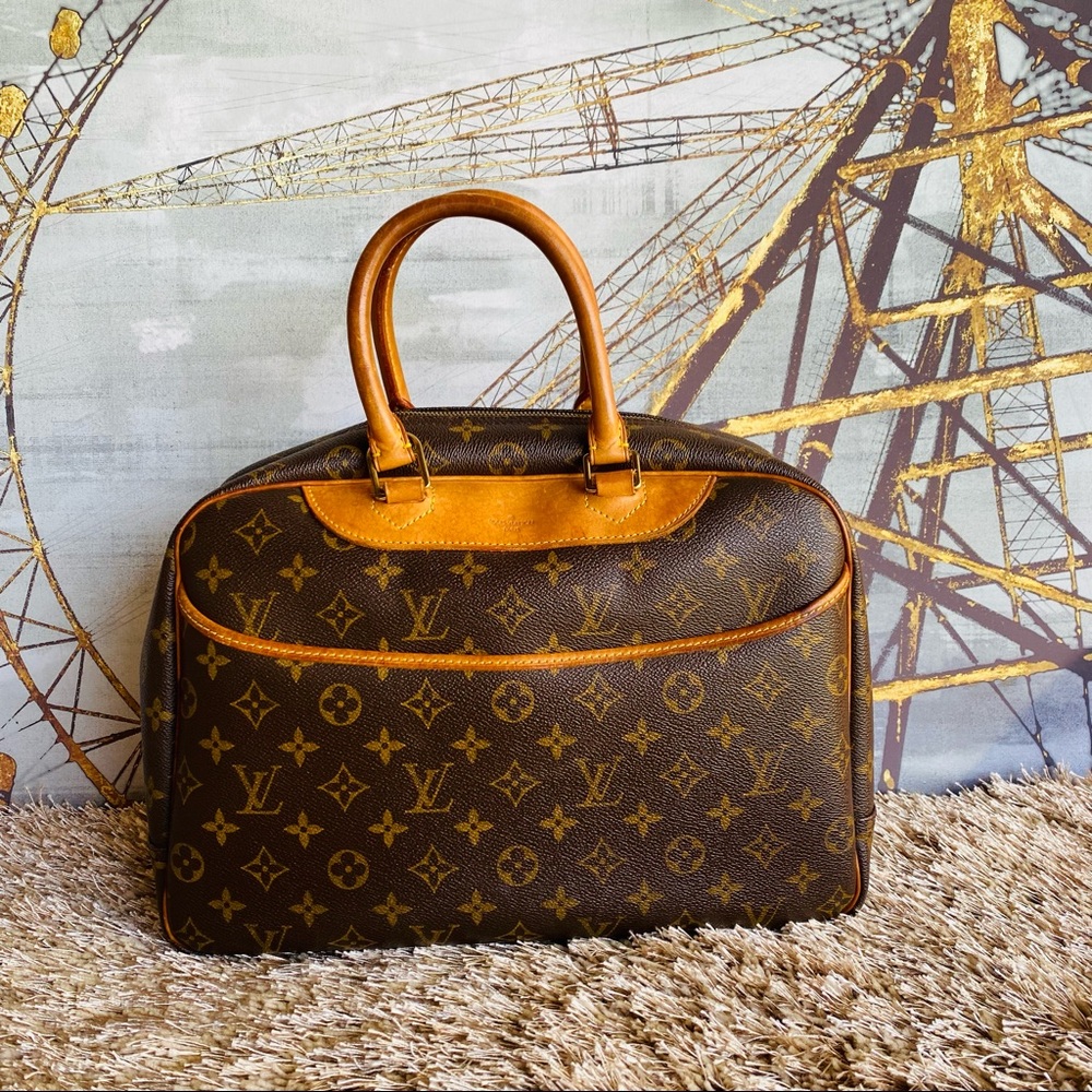 Louis Vuitton Deauville Monogram Handbag